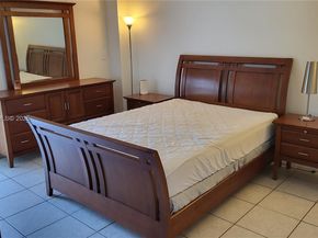 3475 N Country Club Dr 409, Aventura FL 33180