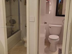 3475 N Country Club Dr 409, Aventura FL 33180