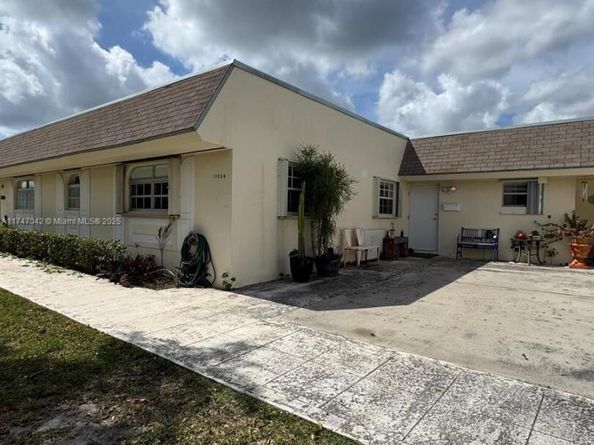 17084 SW 112th Ct V3142, Miami FL 33157