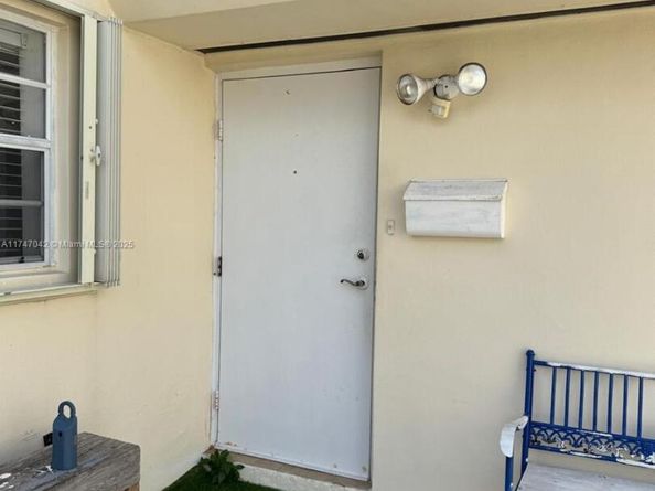 17084 SW 112th Ct V3142, Miami FL 33157