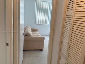 3900 N Hills Dr 310, Hollywood FL 33021