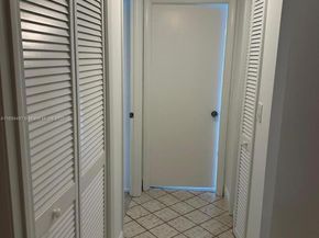 3900 N Hills Dr 310, Hollywood FL 33021