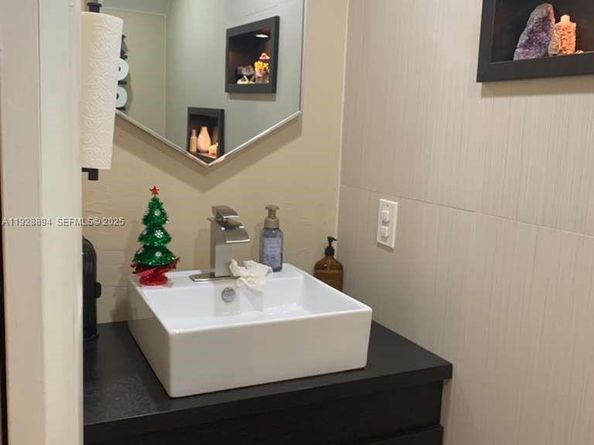 15228 SW 111th St, Miami FL 33196