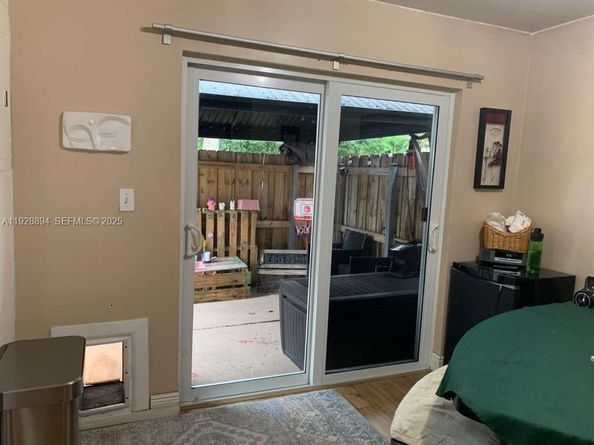 15228 SW 111th St, Miami FL 33196