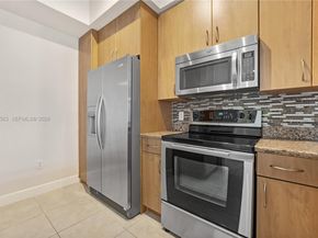 1830 Radius Dr 1125, Hollywood FL 33020