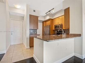 1830 Radius Dr 1125, Hollywood FL 33020