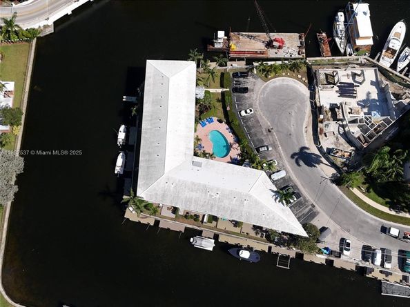 535 Hendricks Isle 306, Fort Lauderdale FL 33301