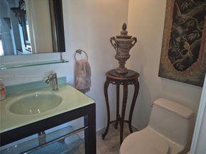 535 Hendricks Isle 306, Fort Lauderdale FL 33301