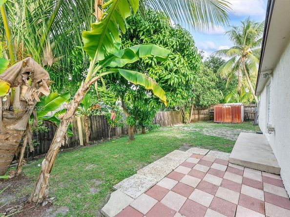 5511 SW 36th Ct, Davie FL 33314