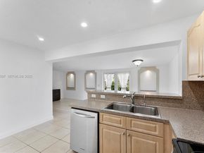 5511 SW 36th Ct, Davie FL 33314