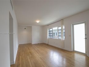 1130 Venetian Way 2B, Miami FL 33139