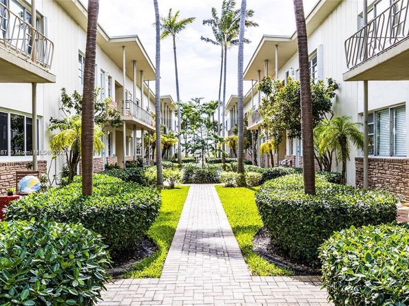 1130 Venetian Way 2B, Miami FL 33139