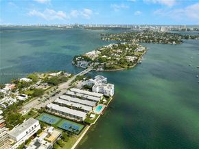 1130 Venetian Way 2B, Miami FL 33139