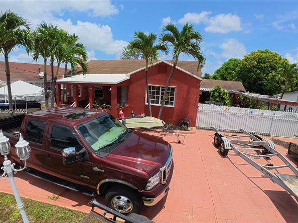 15737 NW 40th Ct, Miami Gardens FL 33054