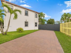 3461 SE 1st St, Homestead FL 33033