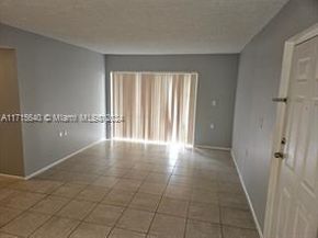 1153 Lake Victoria Dr J, West Palm Beach FL 33411