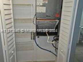 1153 Lake Victoria Dr J, West Palm Beach FL 33411