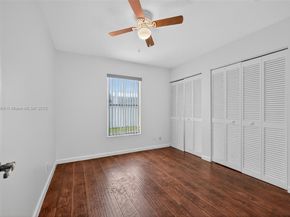 9928 NW 47th St, Sunrise FL 33351