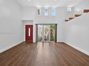 9928 NW 47th St, Sunrise FL 33351