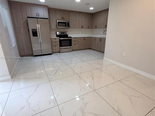 25743 SW 144th Ave, Homestead FL 33032