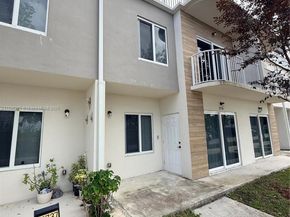 25743 SW 144th Ave, Homestead FL 33032