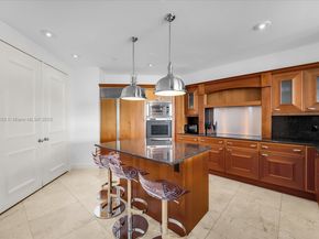 20155 NE 38th Ct 2002, Aventura FL 33180