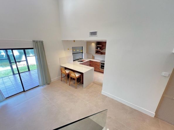 6243 NW 171st St, Hialeah FL 33015