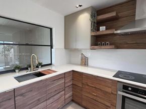 6243 NW 171st St, Hialeah FL 33015