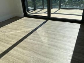 121 NE 34th St 2816, Miami FL 33137