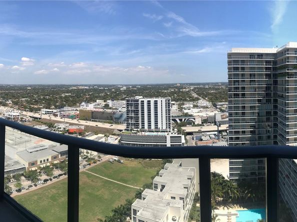 121 NE 34th St 2816, Miami FL 33137