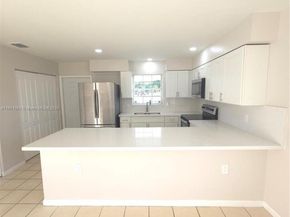 712 SW 6 St, Homestead FL 33030