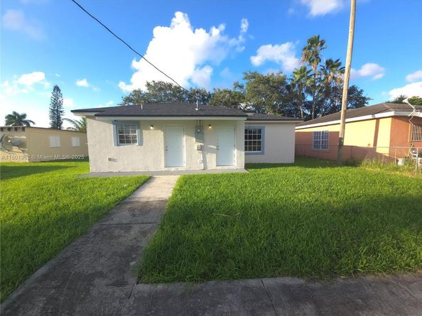 712 SW 6 St, Homestead FL 33030