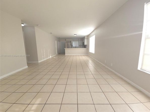 712 SW 6 St, Homestead FL 33030