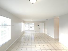 712 SW 6 St, Homestead FL 33030