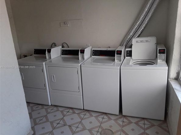 250 180th Dr 159, Sunny Isles Beach FL 33160