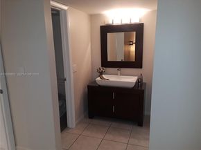 250 180th Dr 159, Sunny Isles Beach FL 33160