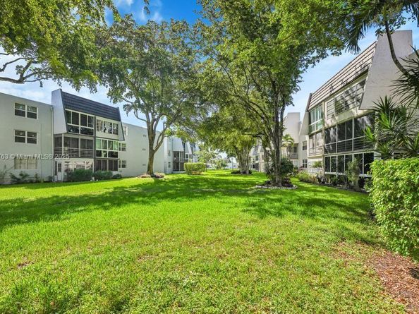9300 Lime Bay Blvd 103, Tamarac FL 33321