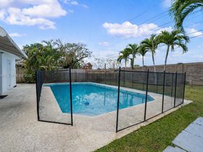 3036 N 58th Ave, Hollywood FL 33021