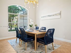 2556 Eagle Run Ln, Weston FL 33327