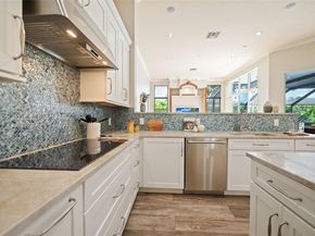 2556 Eagle Run Ln, Weston FL 33327