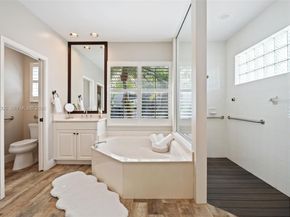 2556 Eagle Run Ln, Weston FL 33327