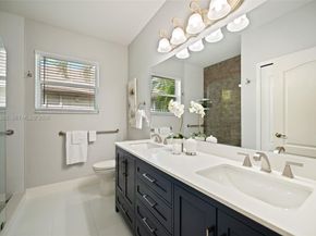 2556 Eagle Run Ln, Weston FL 33327