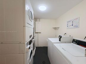 410 SE 2nd St 406, Hallandale Beach FL 33009