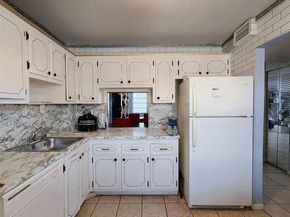 410 SE 2nd St 406, Hallandale Beach FL 33009