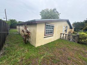 2130 Acapulco Dr, Miramar FL 33023