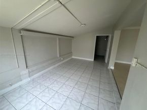 2130 Acapulco Dr, Miramar FL 33023