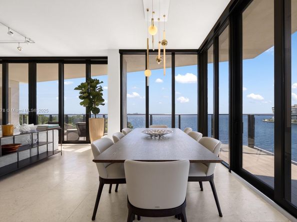 3581 E Glencoe St 501, Miami FL 33133