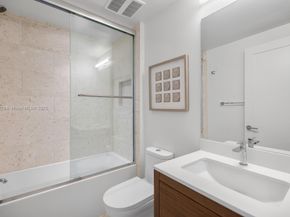 3581 E Glencoe St 501, Miami FL 33133