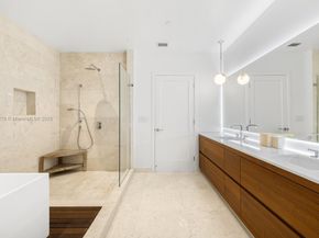 3581 E Glencoe St 501, Miami FL 33133