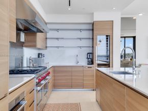 3581 E Glencoe St 501, Miami FL 33133